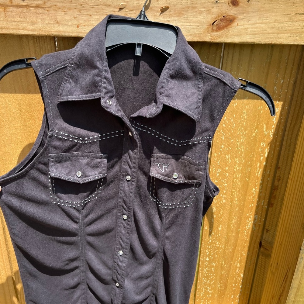 Cowgirl Hardware Sleeveless Button-Up Shirt